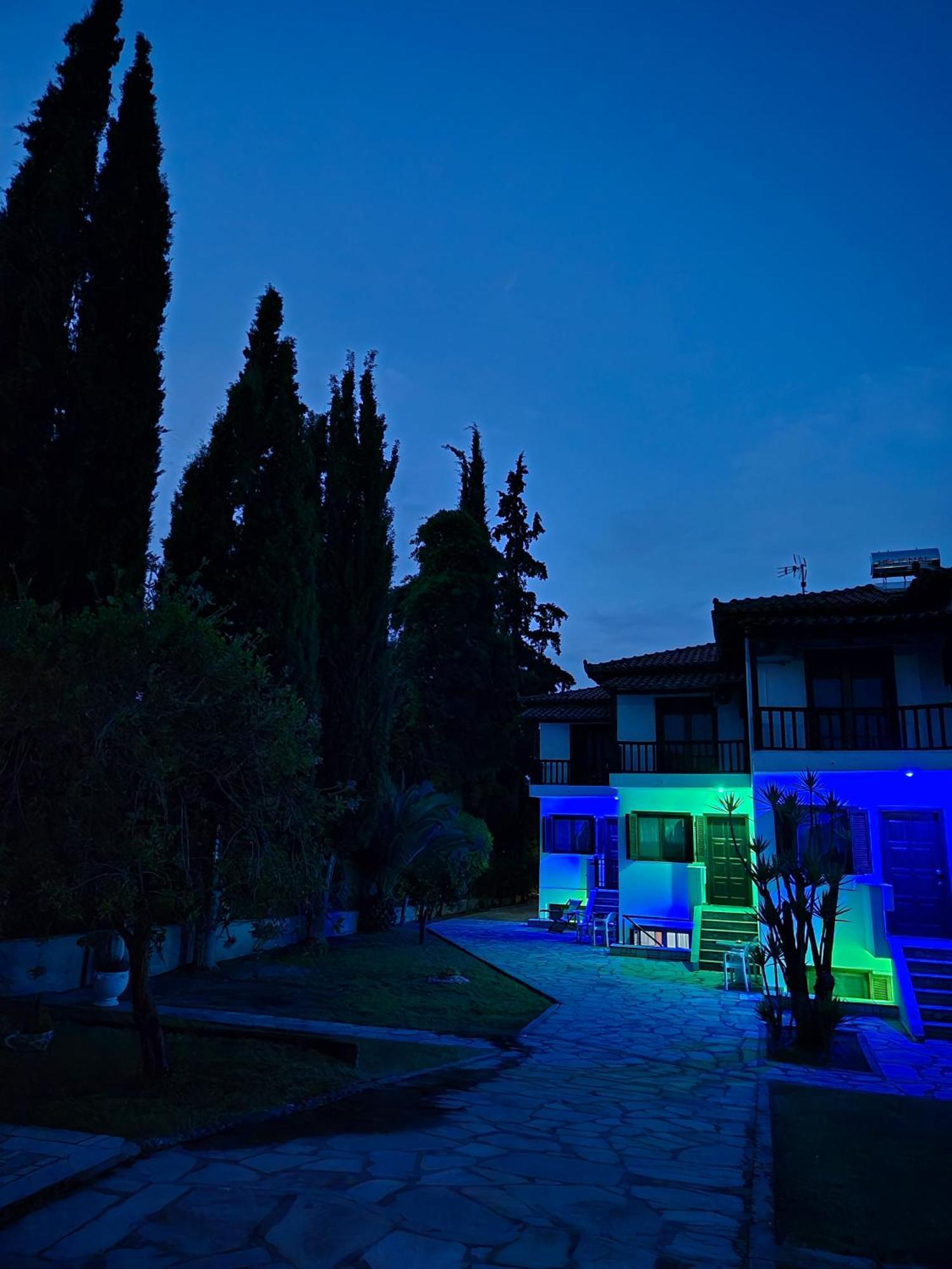 Geovilla Green & Blue 1 - Pefkochori Bagian luar foto
