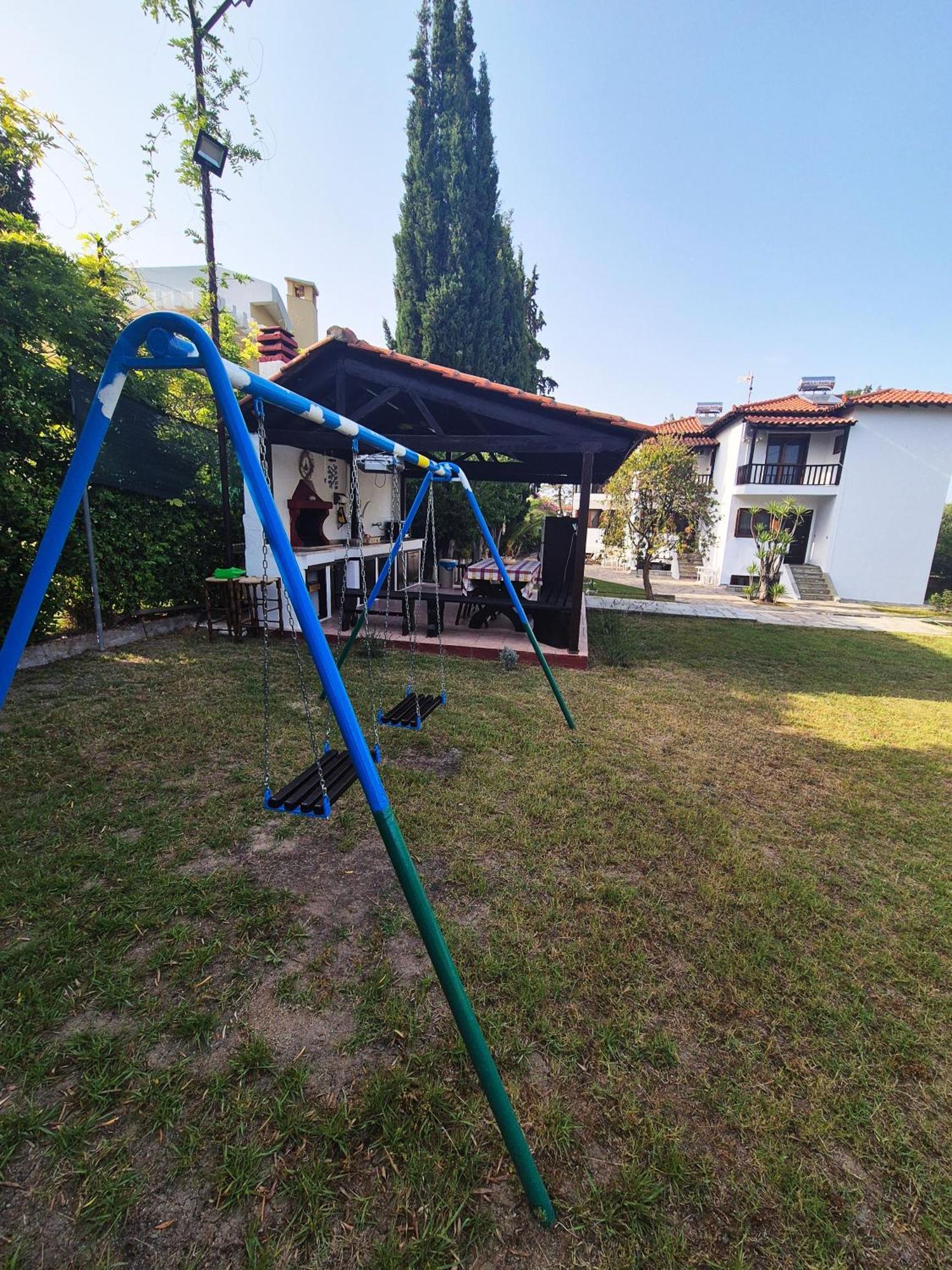 Geovilla Green & Blue 1 - Pefkochori Bagian luar foto